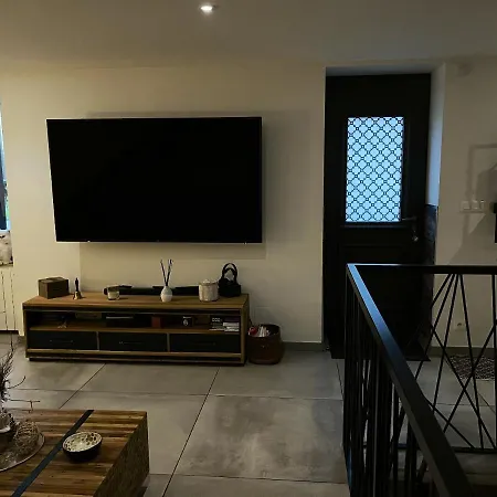 Semesterbostad Maison Charmante Avec A